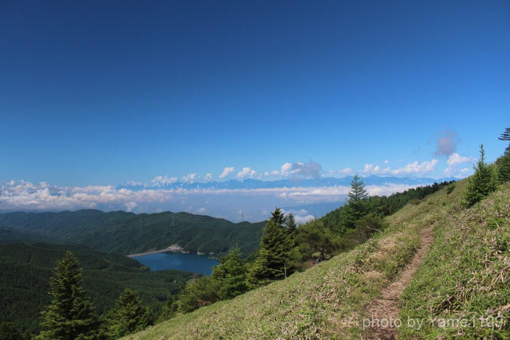 石丸峠から