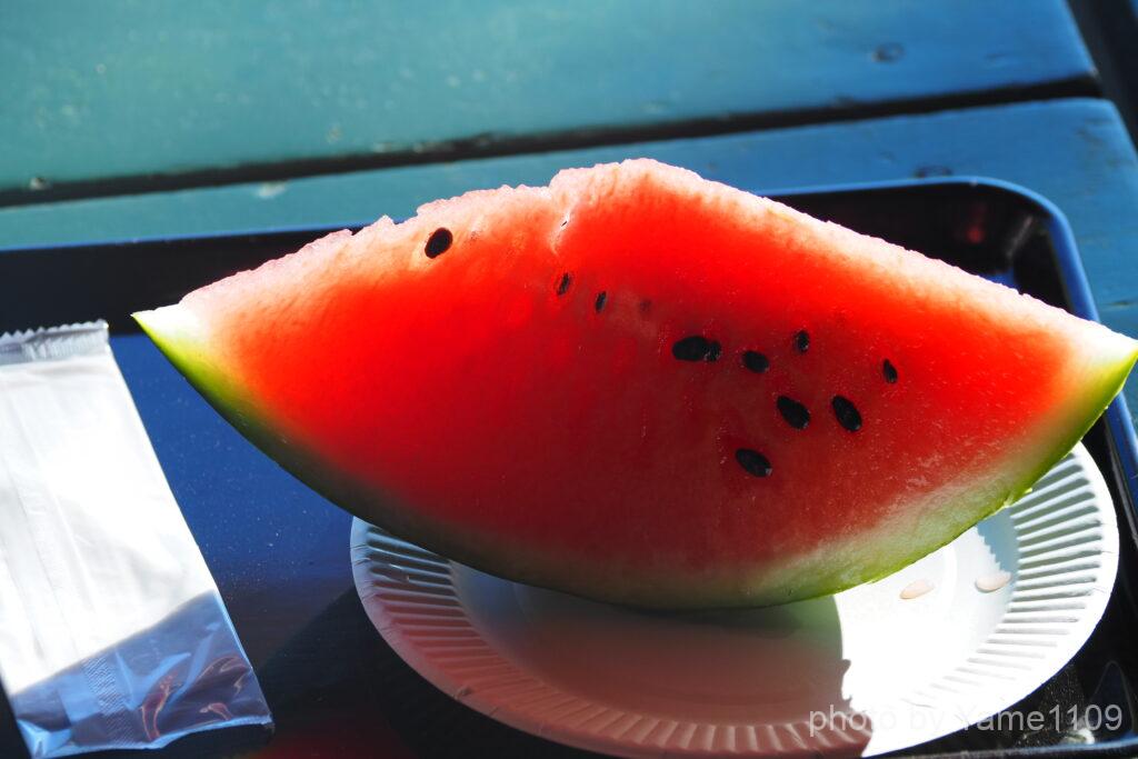 合戦小屋名物のスイカ